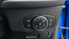 Ford Focus 1.0 EcoBoost 125 Titanium 5dr Auto Petrol Hatchback